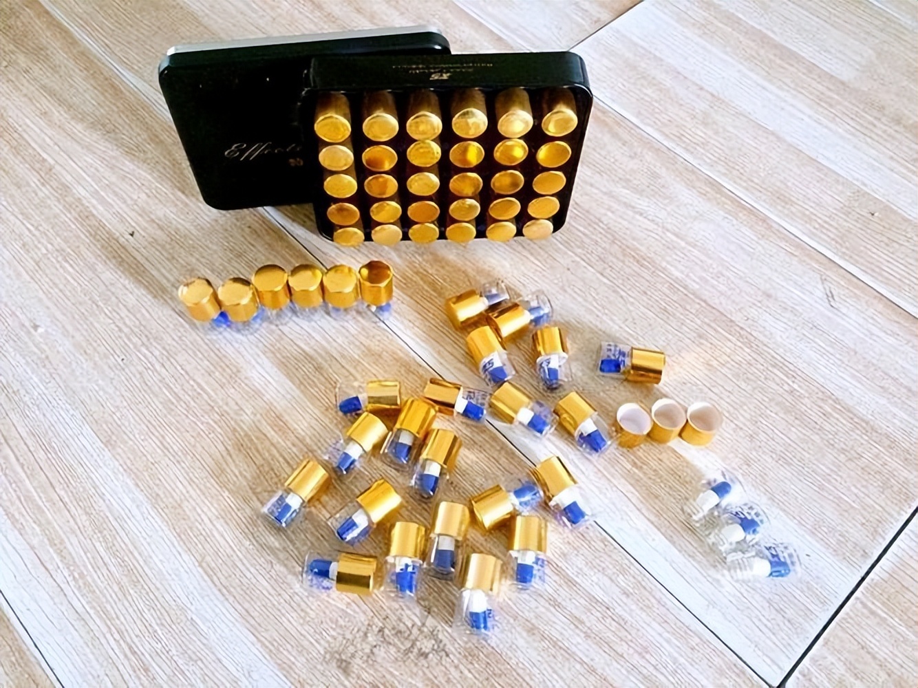 男子胸痛到医院检查突然抢救,小伙突发胸痛抢救无效