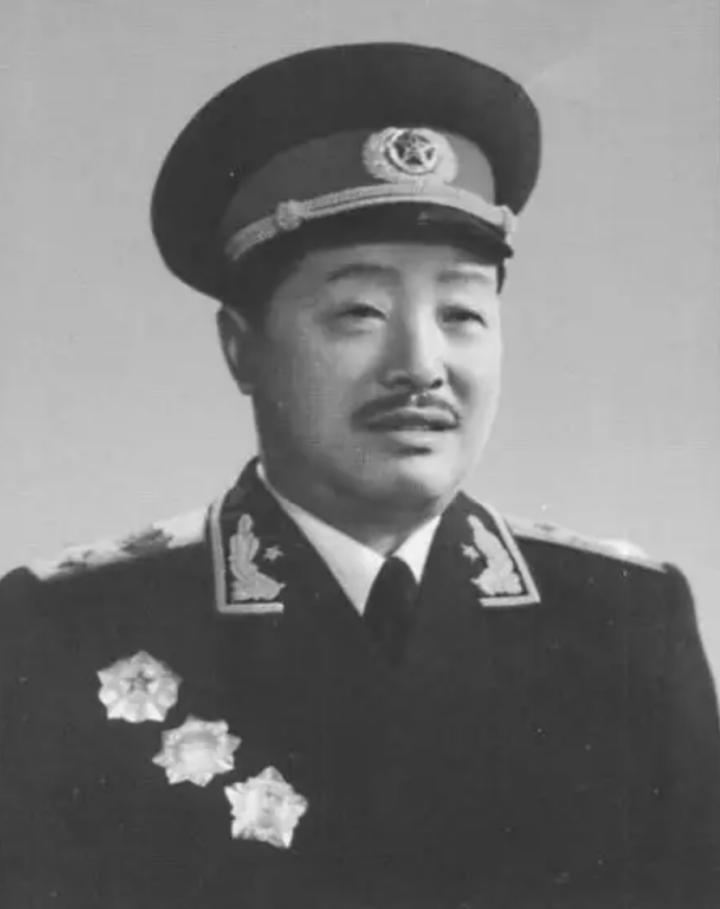1964年，贺龙整治国家足球队，只用了一招，最后国足踢到亚洲第一