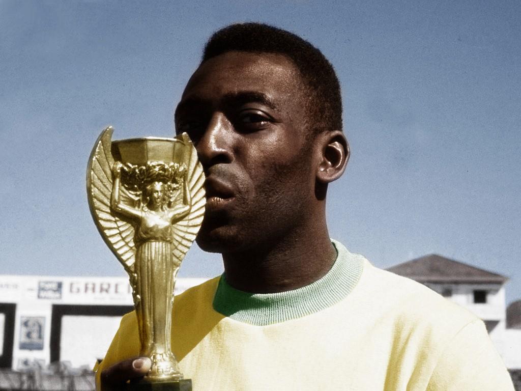 球王贝利去世球星致敬,传奇落幕球王贝利的最后一程