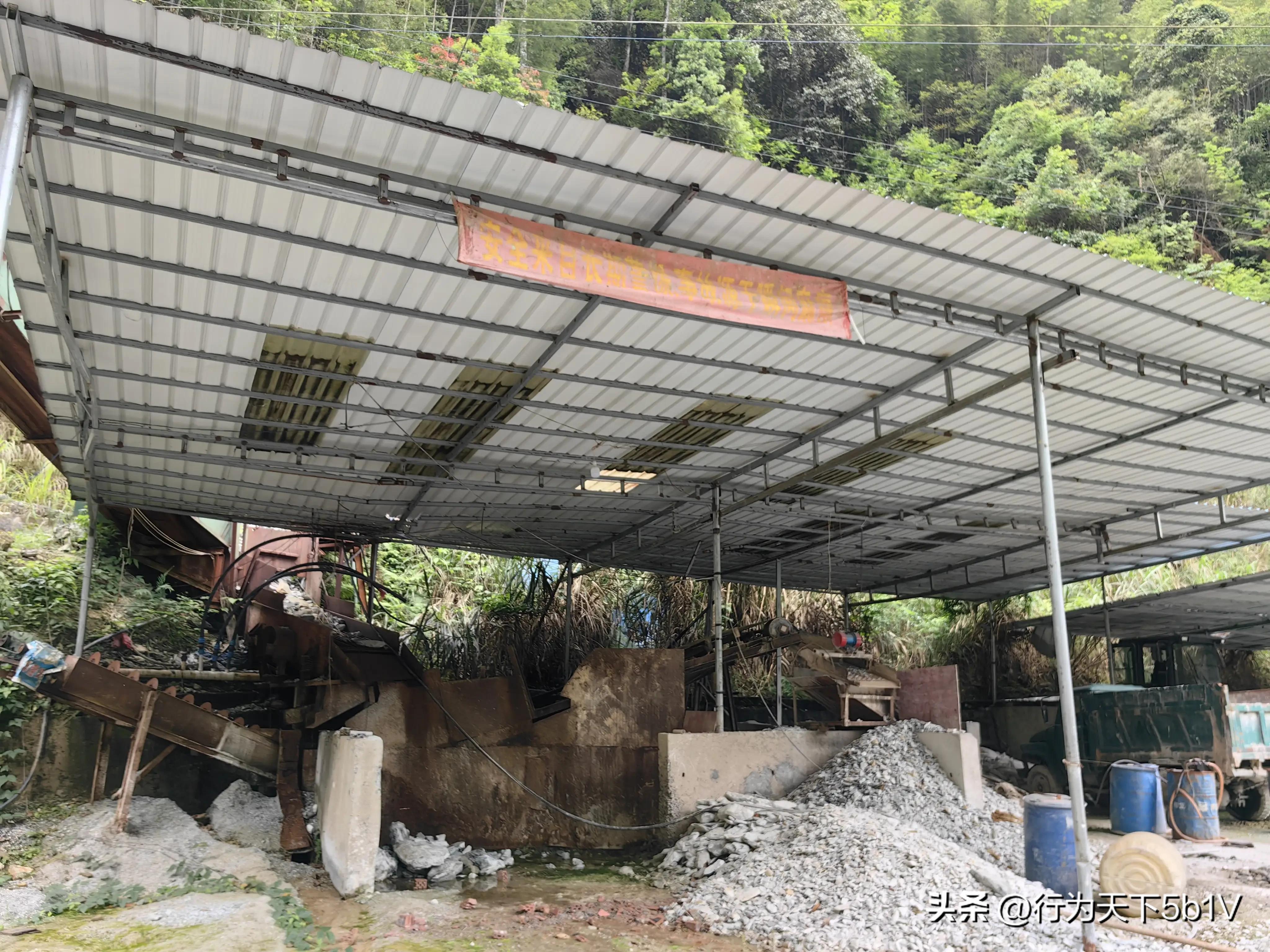 【探秘宛田红滩瀑布溯溪梦江吉翁瀑布】穿越花坪神秘风景线