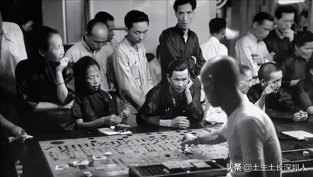 鏇剧粡娣卞湷,娣卞湷绗竴鐜板満鍙嶈祵