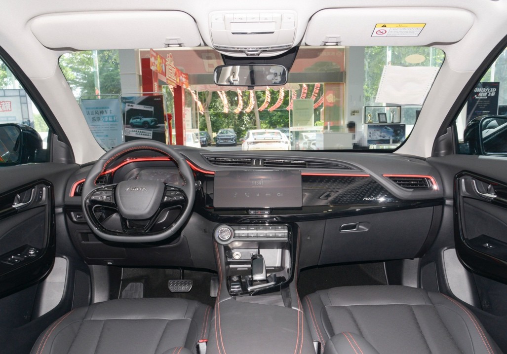 9.58万起三款大空间时尚紧凑型suv,13万落地紧凑型suv