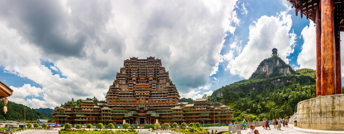云贵川三地好玩的地方,云贵川附近哪个景点景色最好