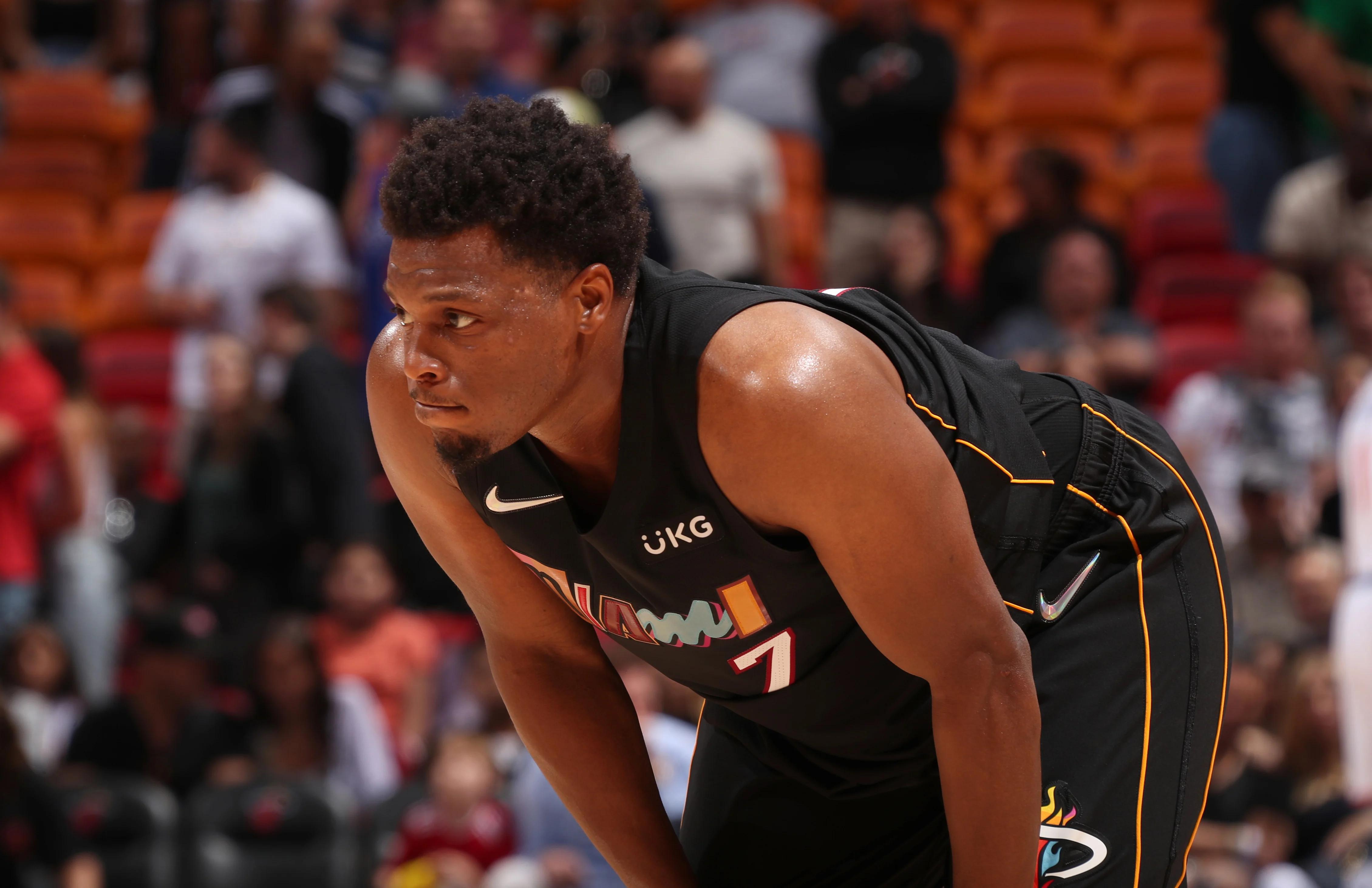 凯尔洛瑞被交易到猛龙,猛龙vs热火洛瑞季后赛三分