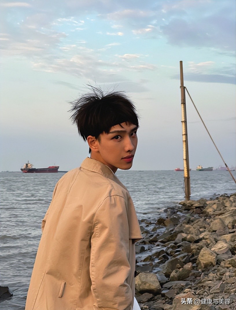 护肤品的颜色是怎么调的,护肤品的配色和纹理