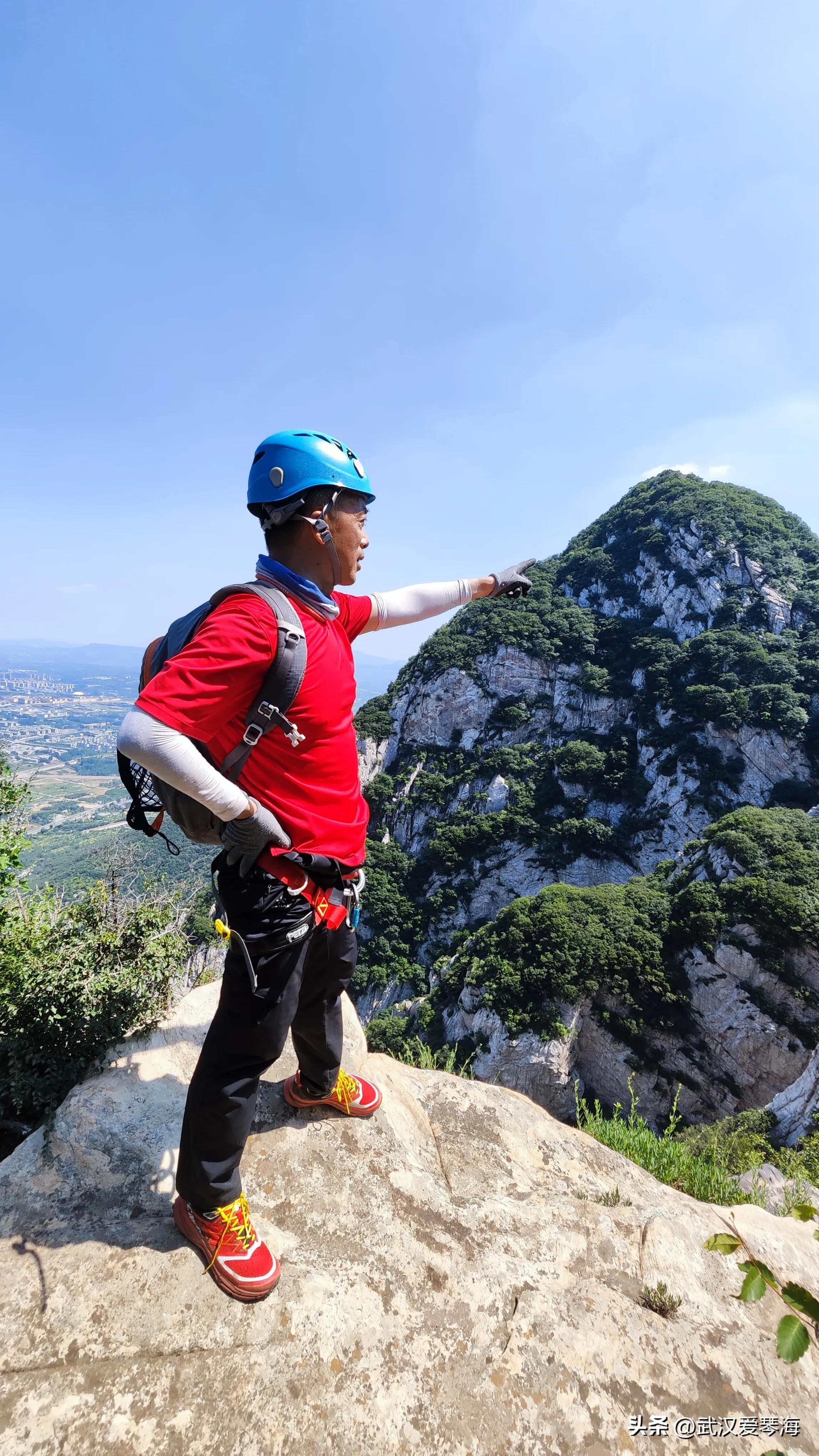 嵩山鱼道鱼脊线全景,嵩山虎头崖攀爬