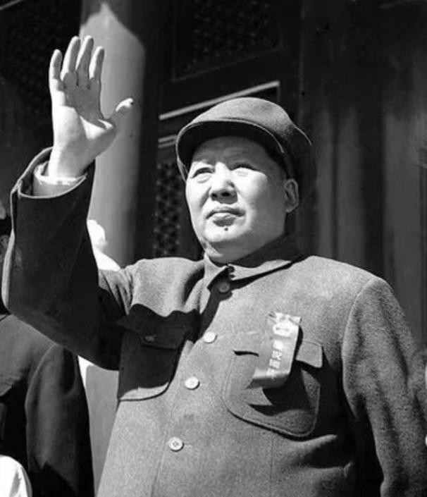 打印度前众将有分歧，*伯承刘**出面镇场子，告诫部下一句话影响至今