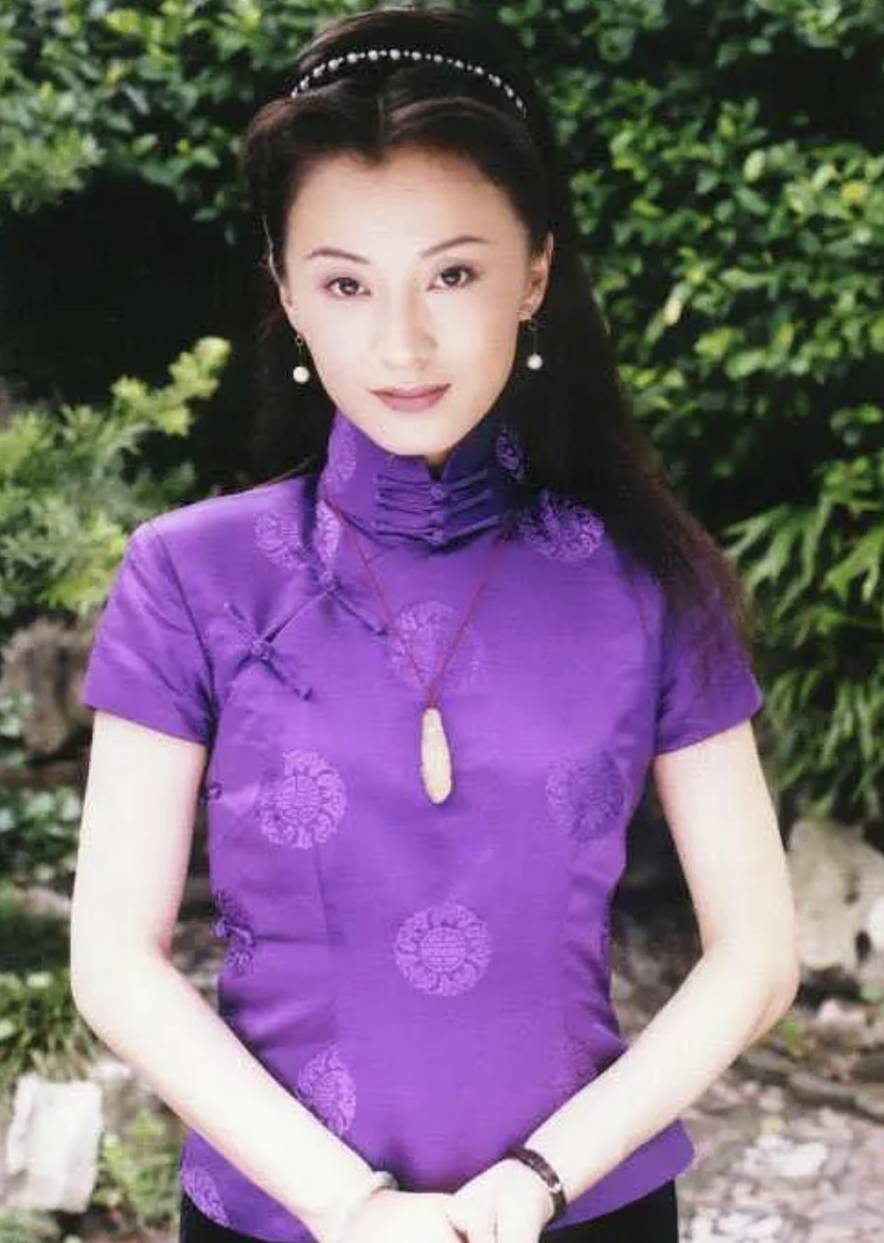 演员徐露的婚姻状况,电视剧演员徐璐个人资料