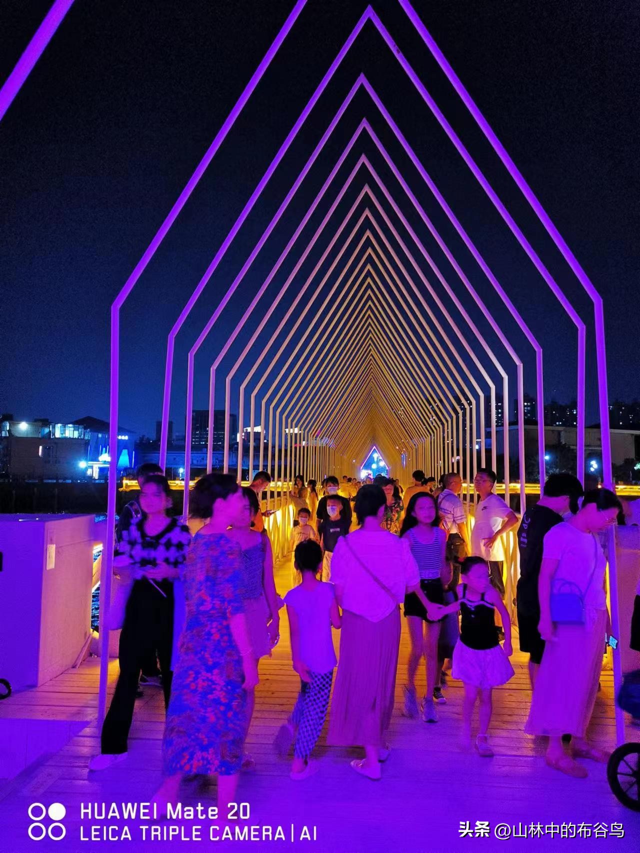 北海外沙娱乐会所,北海外沙岛饰品店