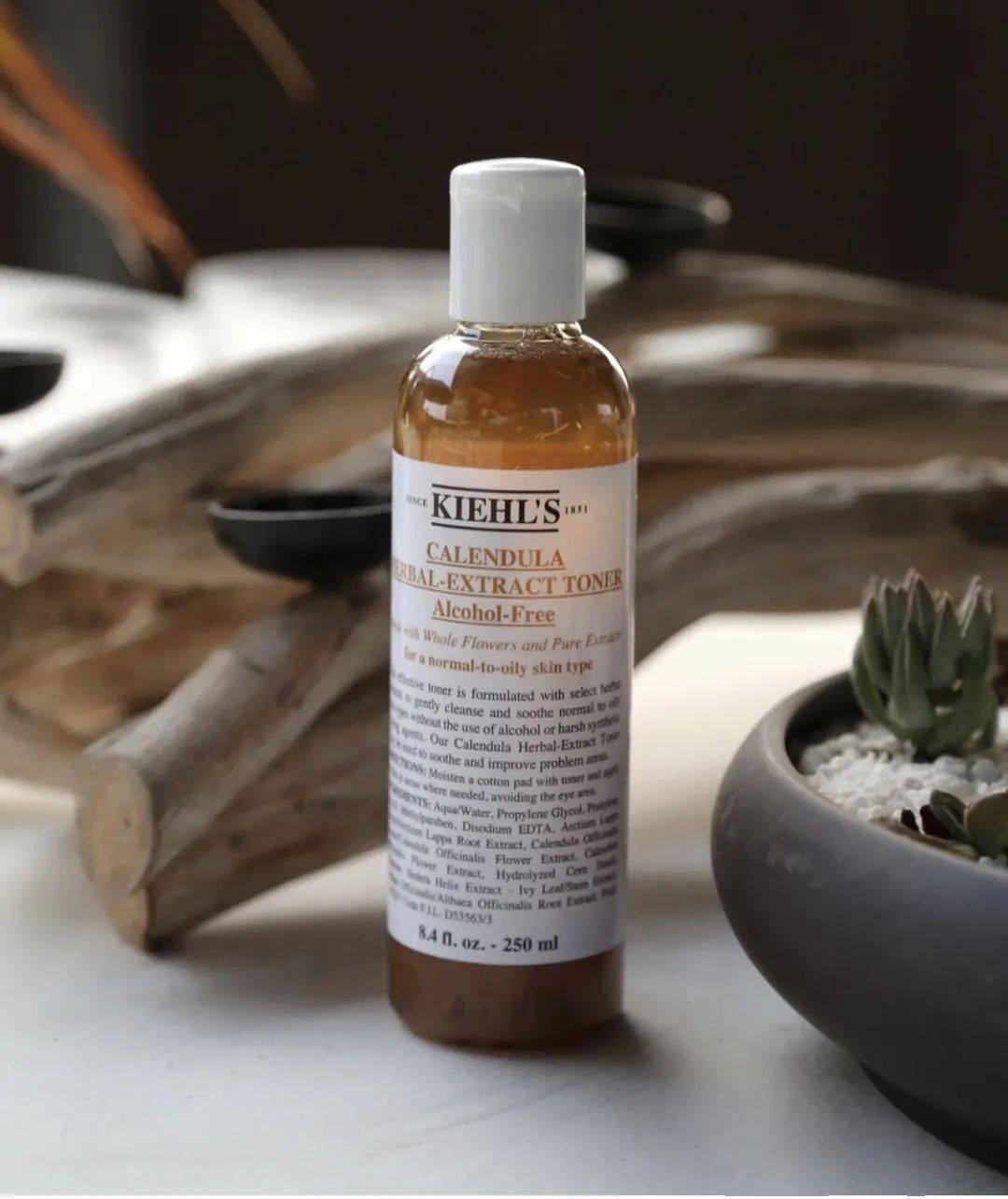 夏天好用的爽肤水推荐干皮,夏天用的补水爽肤水推荐