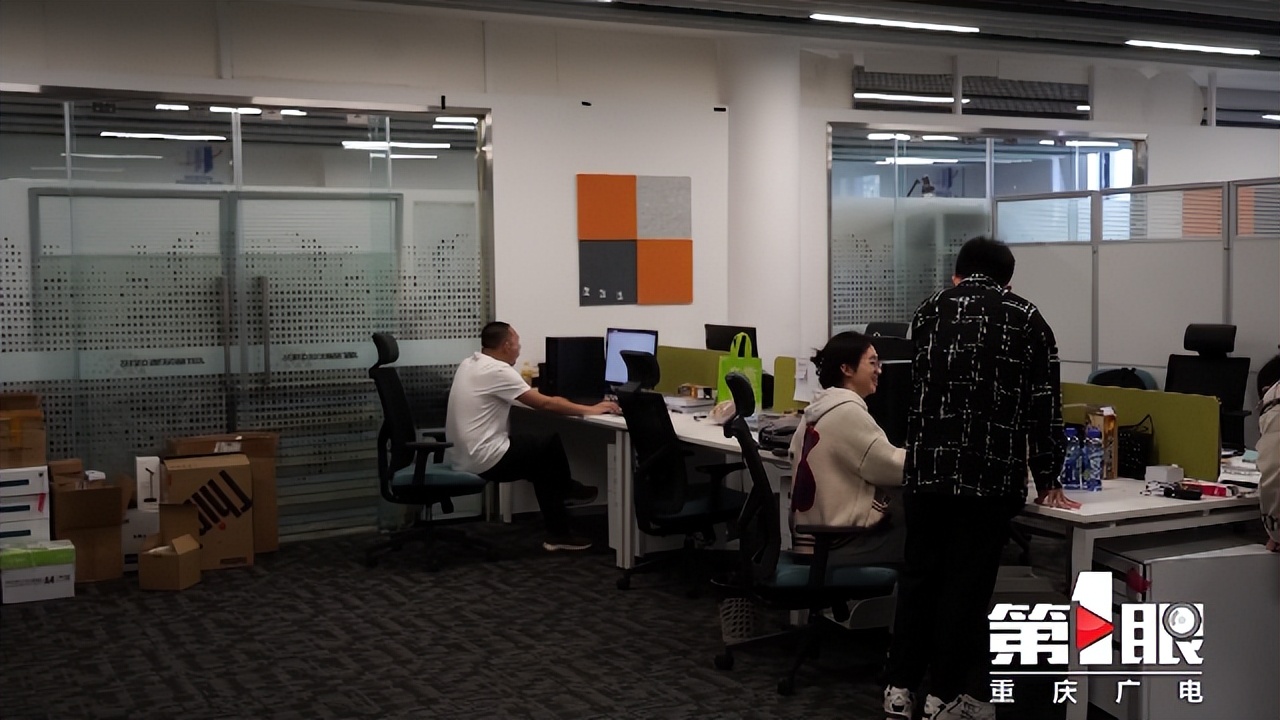 重庆大三学生自研阅读神器！他们的底气从哪儿来？