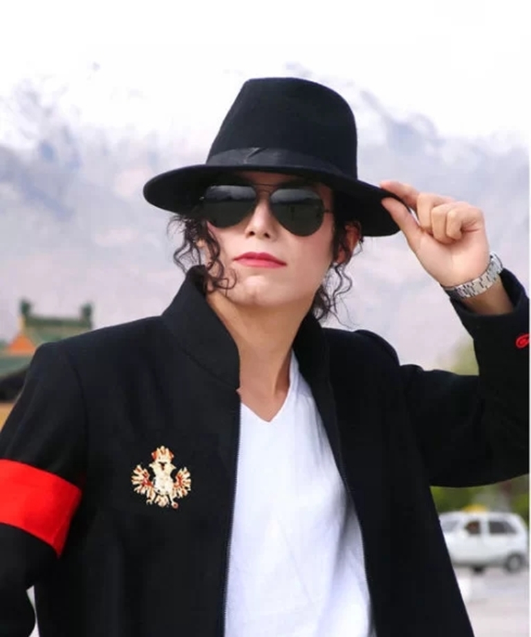 杰克逊去世12年后小儿子遭霸凌,杰克逊大儿子遗传病