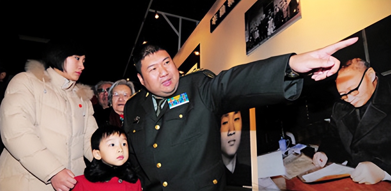 毛主席唯一的孙媳妇，誉为军中一枝花，曾在青藏高原当兵