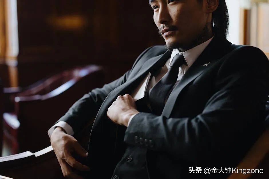 这些攻略让你买到最划算的奢侈品,各式奢侈品破天荒地降价务必捡漏