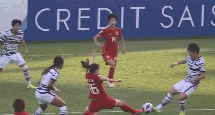 从冠军到冠军,水庆霞的足球生涯