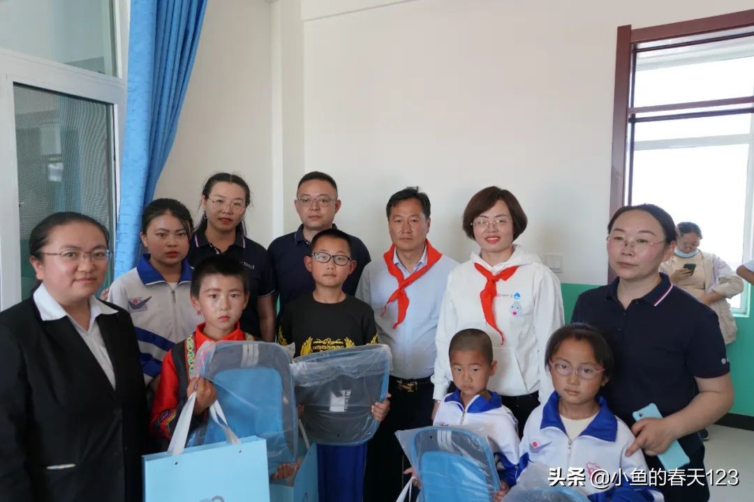 富德生命人寿2022“小海豚计划”爱心足迹｜童心相连情满六一