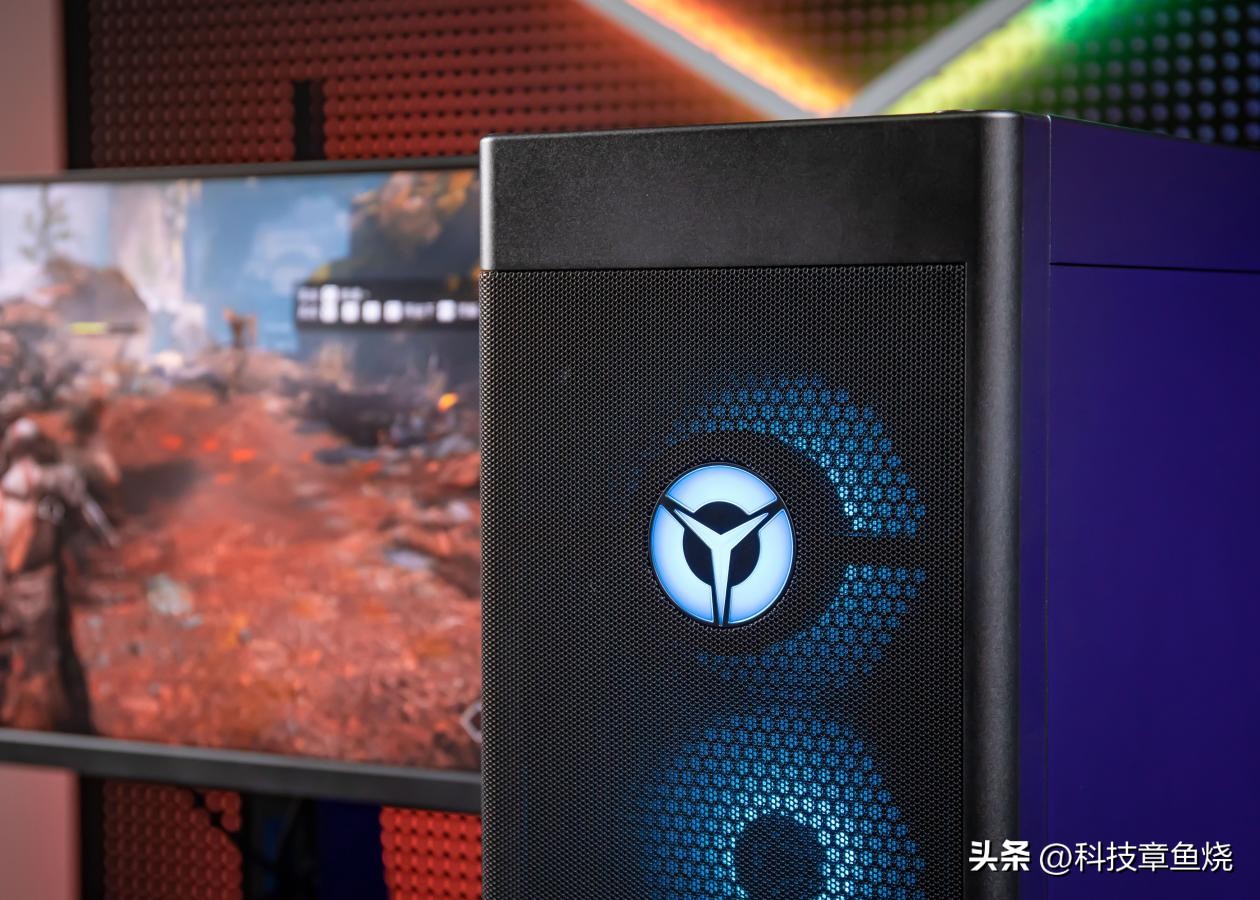 拯救者刃9000k主机评测,拯救者刃7000k和9000k的区别