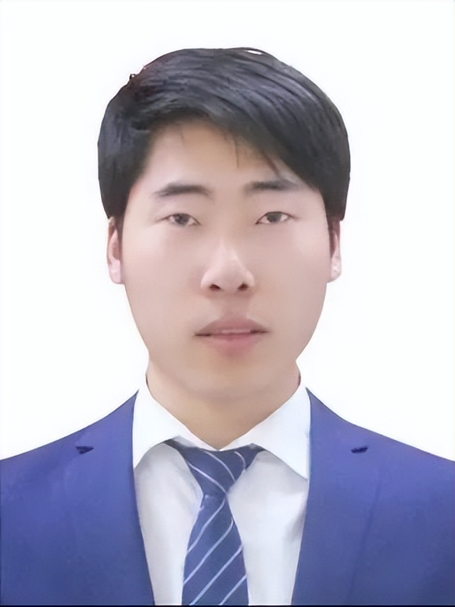 东北大学帅气辅导员照片,东北大学帅气辅导员