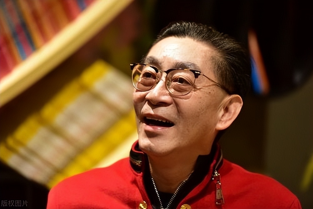 名和利,救不了六小龄童