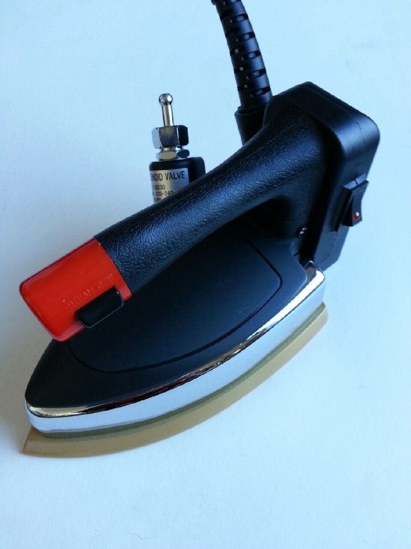 无蒸汽挂烫机快速熨平衣服,挂烫机熨衣服的原理是什么