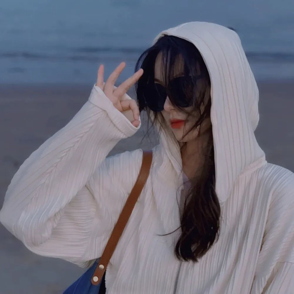 情侣朋友圈的文案,比较甜的文案情侣