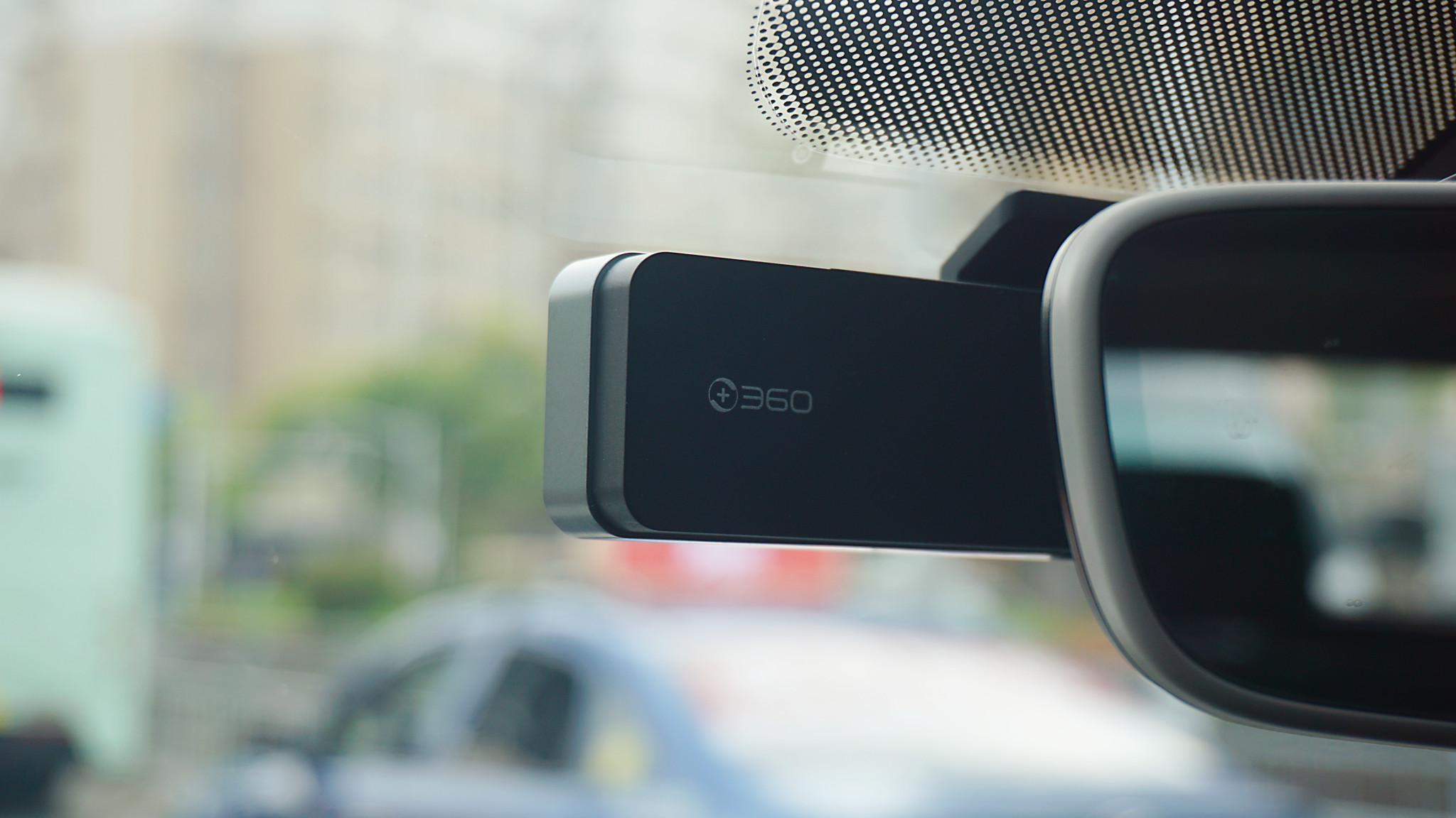 360行车记录仪k580与k680哪个好,360行车记录仪k580新品怎么样