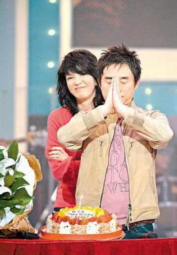 吕方跟郑裕玲谈恋爱多久,吕方跟郑裕玲是不是分手了