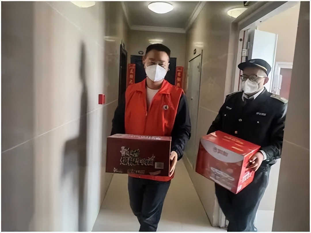 【战“疫”一线】居家不用担心物资跑腿代购送上门