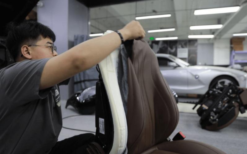 18款奔驰e300l改装座椅通风教程,开车后背屁股总出汗怎么解决