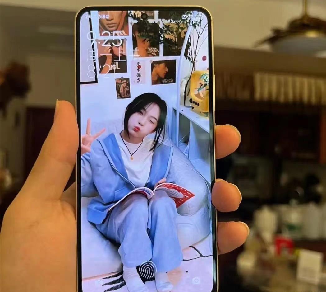 ###小米2S：当年的供不应求，性价比传奇