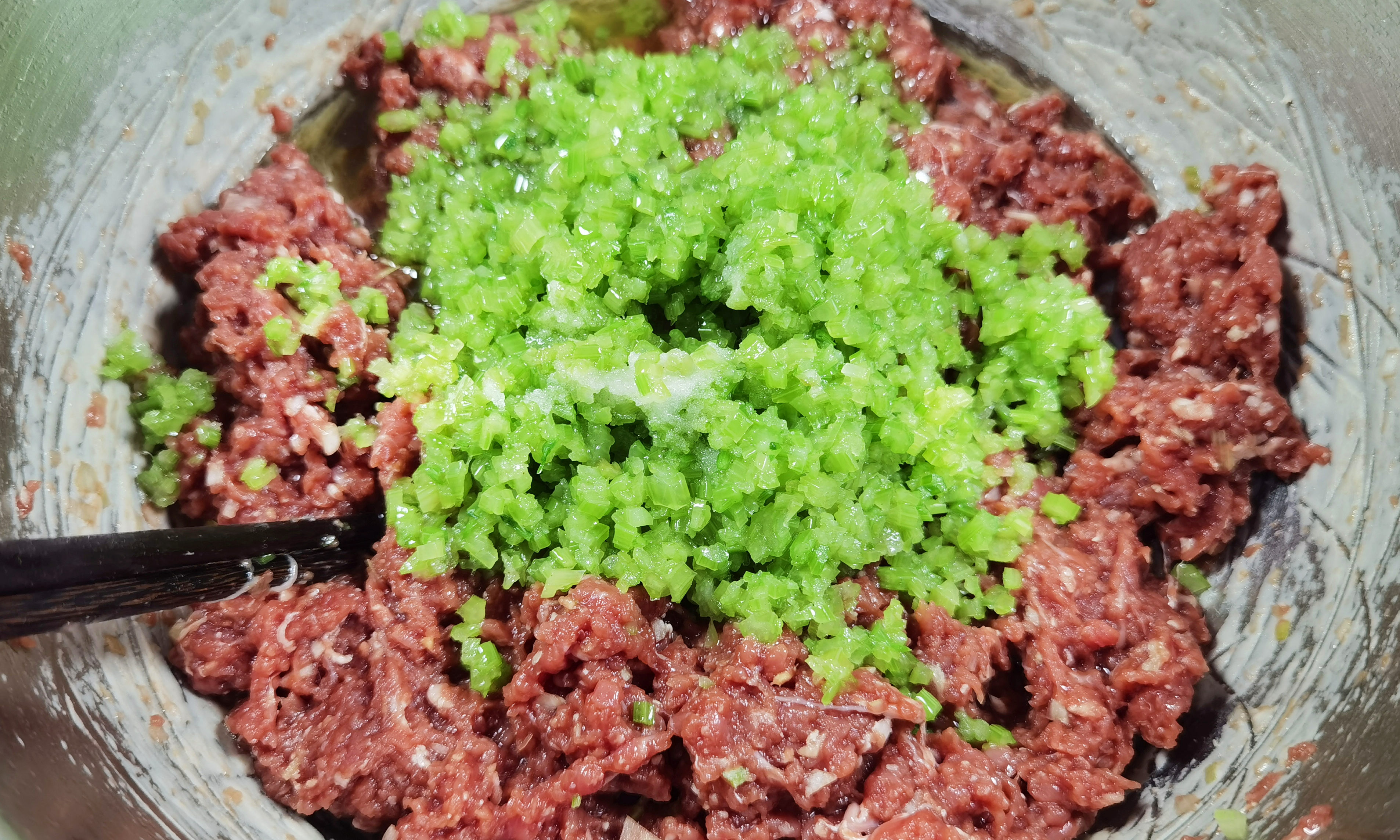 初秋用它包饺子比韭菜白菜都解馋,秋天吃饺子就馋这4种馅