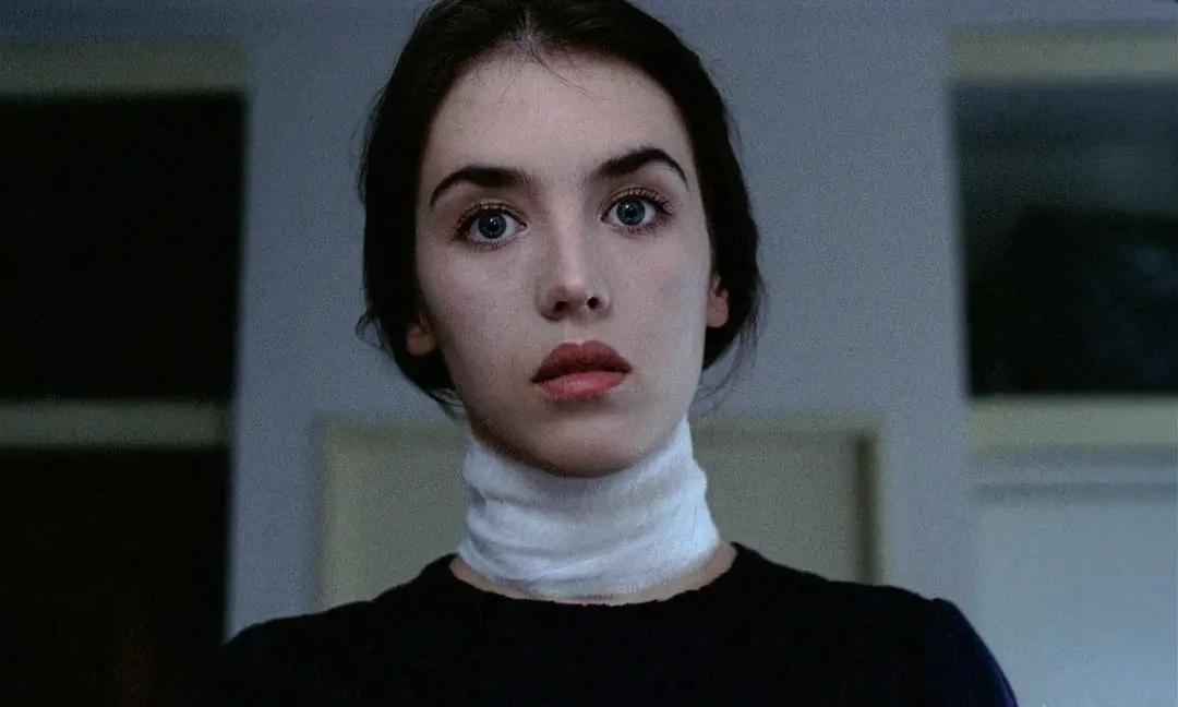 疯魔阿佳妮,阿佳妮疯魔角色