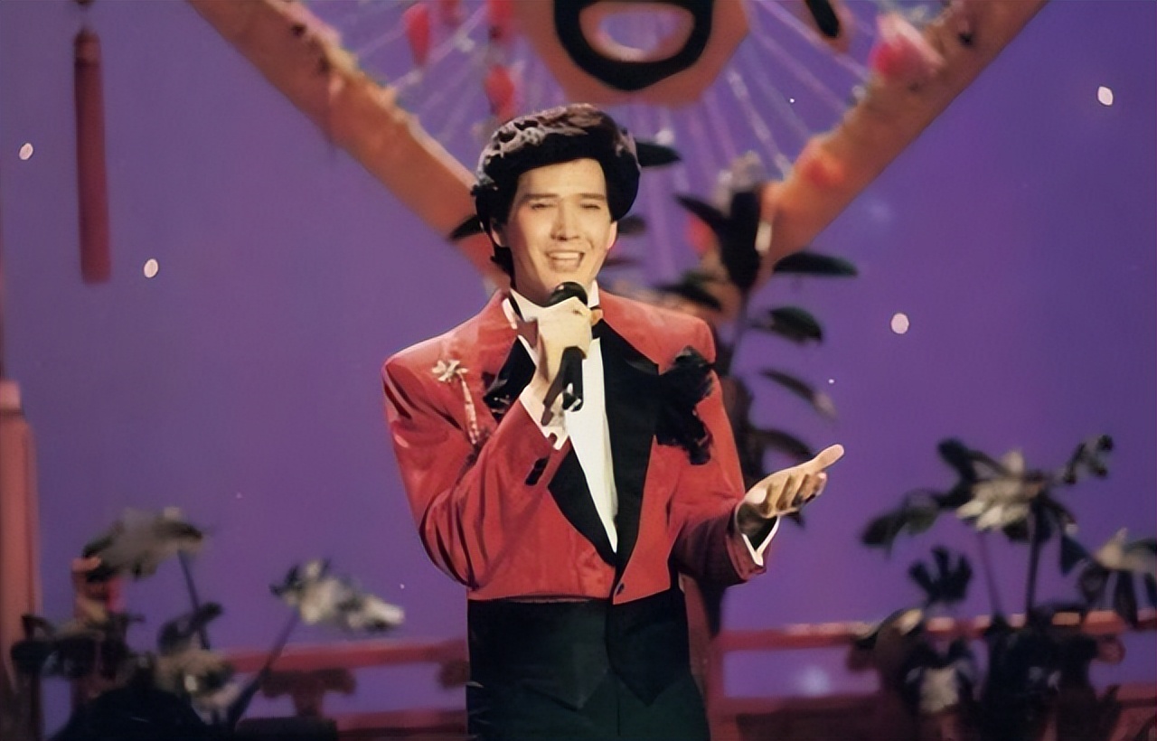 五位留长发的男明星最后一位最帅,七位又酷又帅的男明星