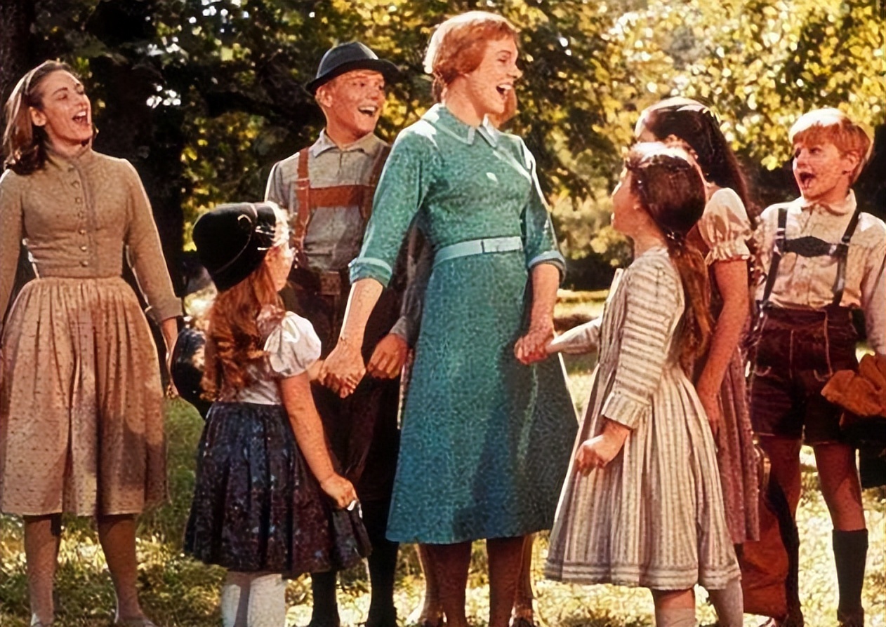 去聆听美好的音乐之声,音乐之声玛利亚唱歌