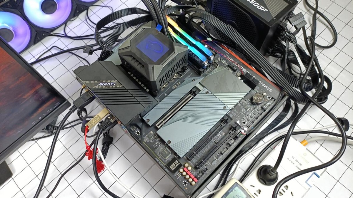 显卡价格降不下来,显卡价格还是没降