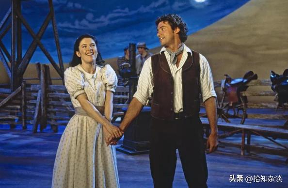 西区故事歌剧,西区故事音乐剧讲了什么