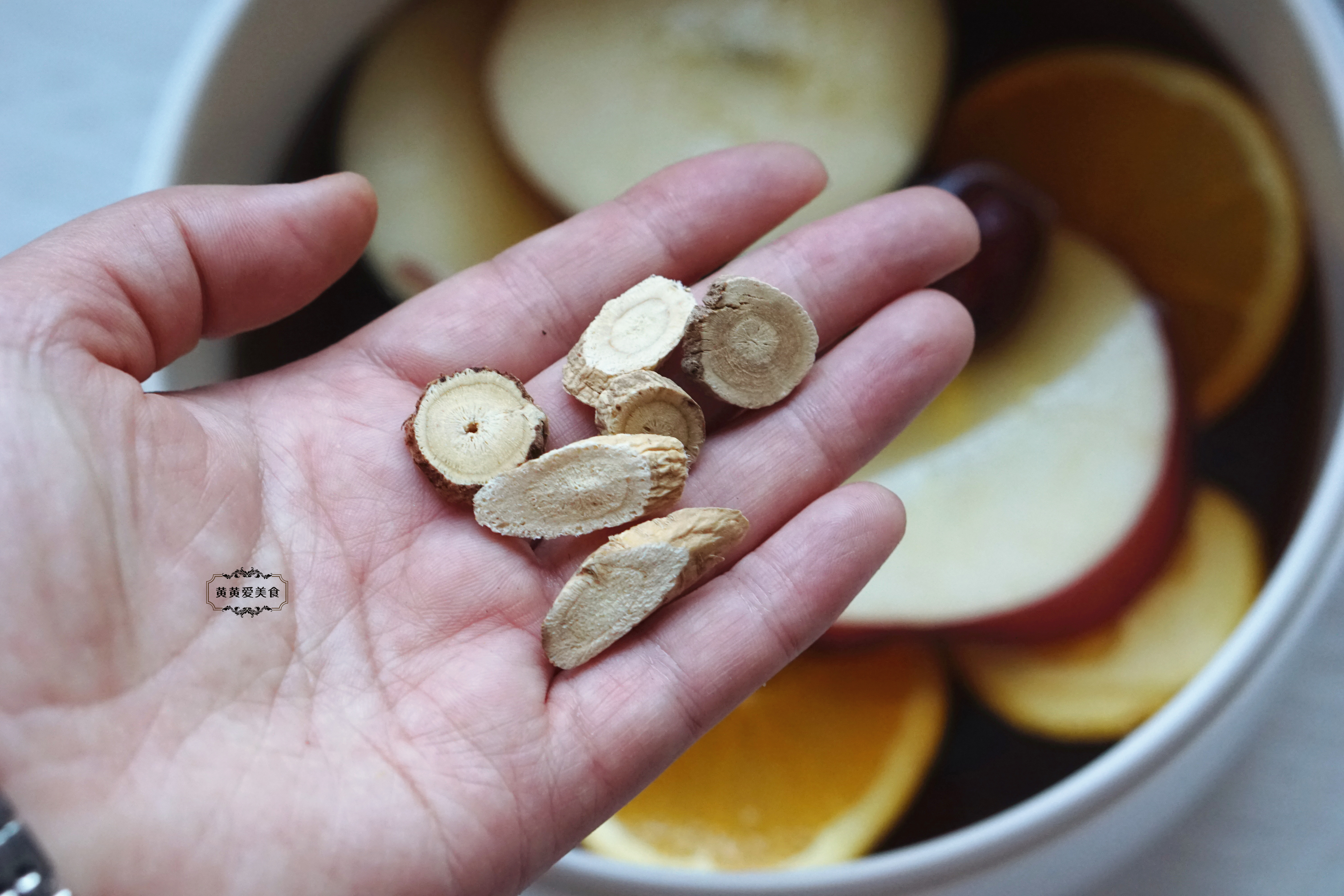 喝这几款茶滋阴润燥,用温火煮对身体好的组合茶