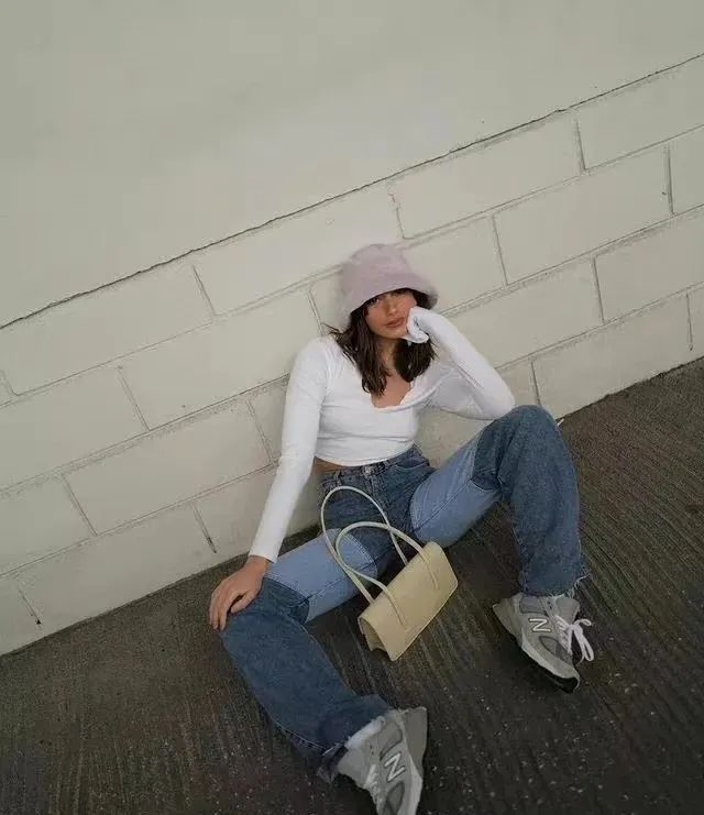 紫色穿了显老气吗,紫色怎么穿有小众感