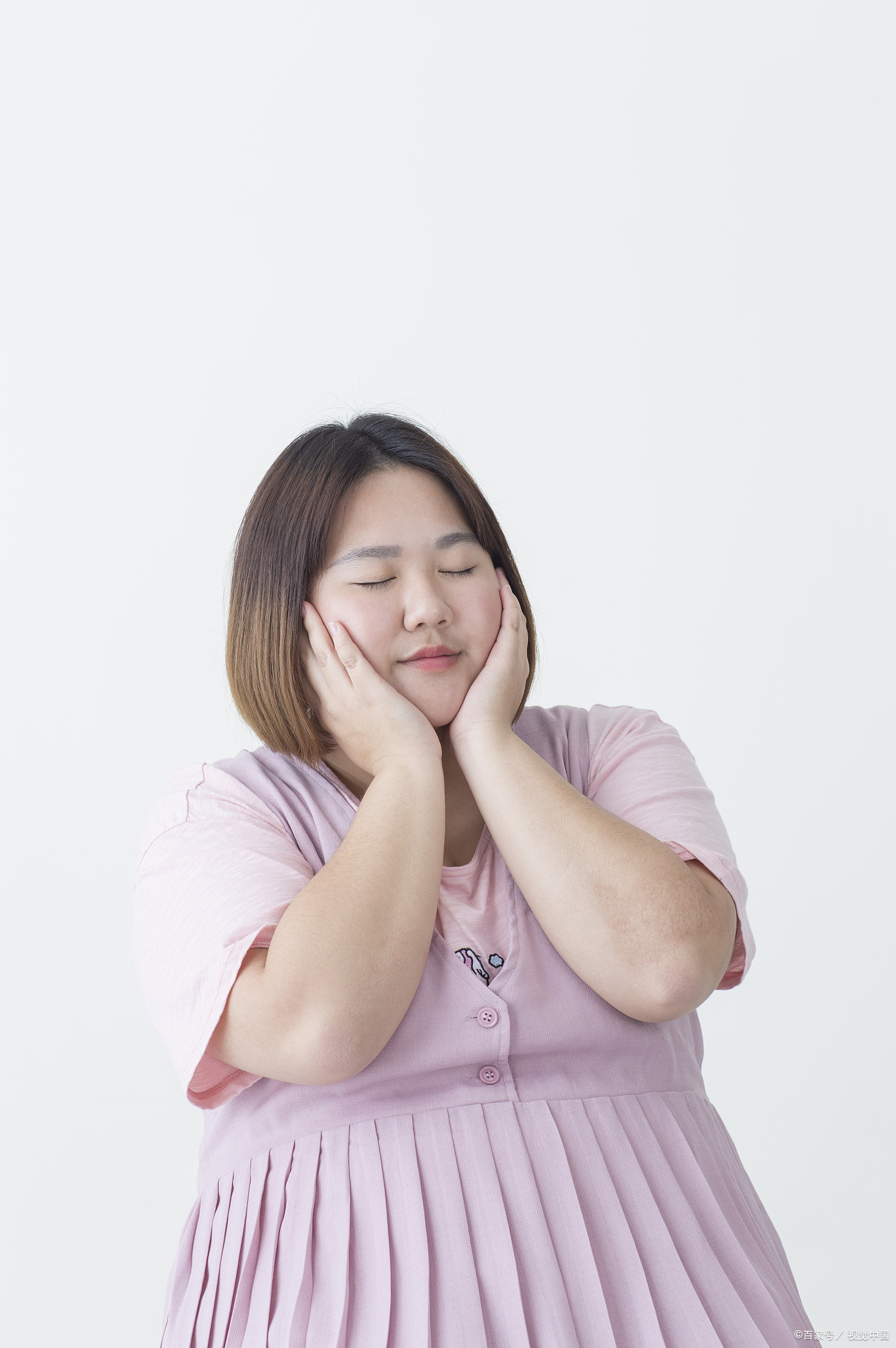 收到银行手续费发票如何处理,收到银行手续费发票怎么处理