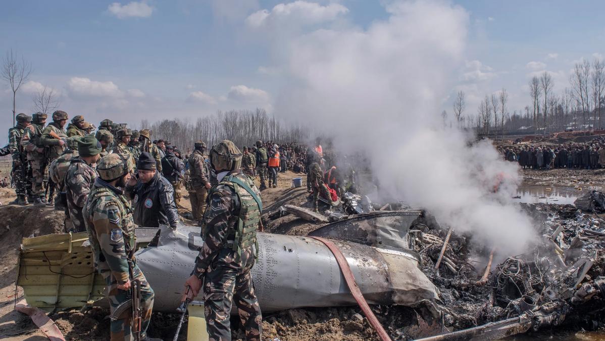 巴基斯坦内斗升级，前总理“偷东西”，法院下令逮捕并不得保释