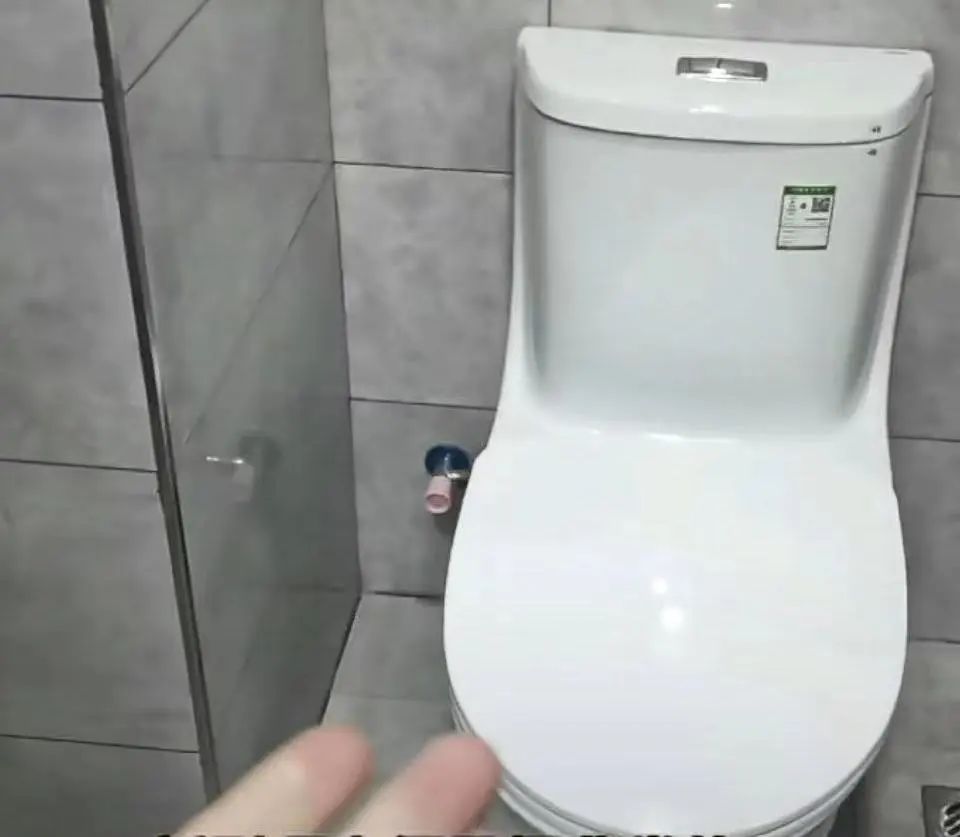 吉林大学各个校区的宿舍条件,新生寝室指南