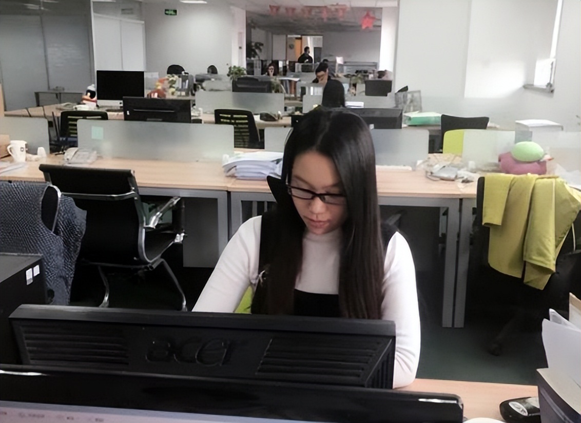 哪些专业的毕业生年薪能超百万?过来人给出答案,23届考生要知道