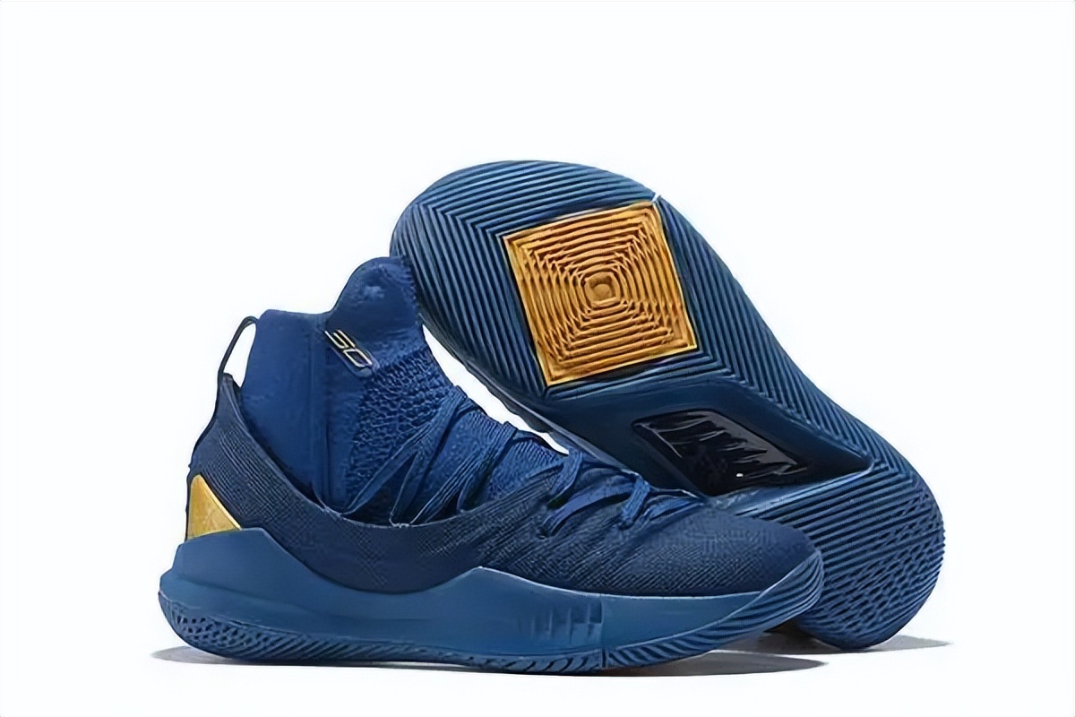 库里战靴库里3代篮球鞋,球星签名鞋限量款