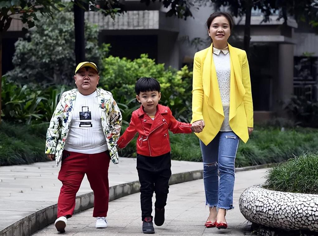 亚洲神童小布丁多大了,小布丁张荣和李连红分手了吗