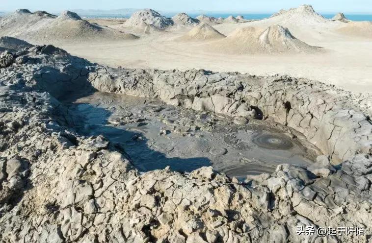 走进“阿塞拜疆”,带你看看真实的里海明珠现状,和想象中不一样