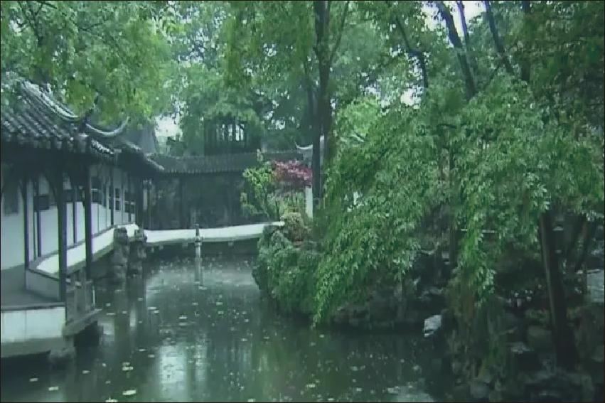 苏州古城区的雨中之美，雅致、温婉，梦境般的静美