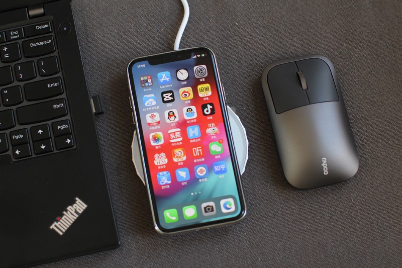 雷柏m700可充电无线鼠标,雷柏多模蓝牙鼠标怎么充电