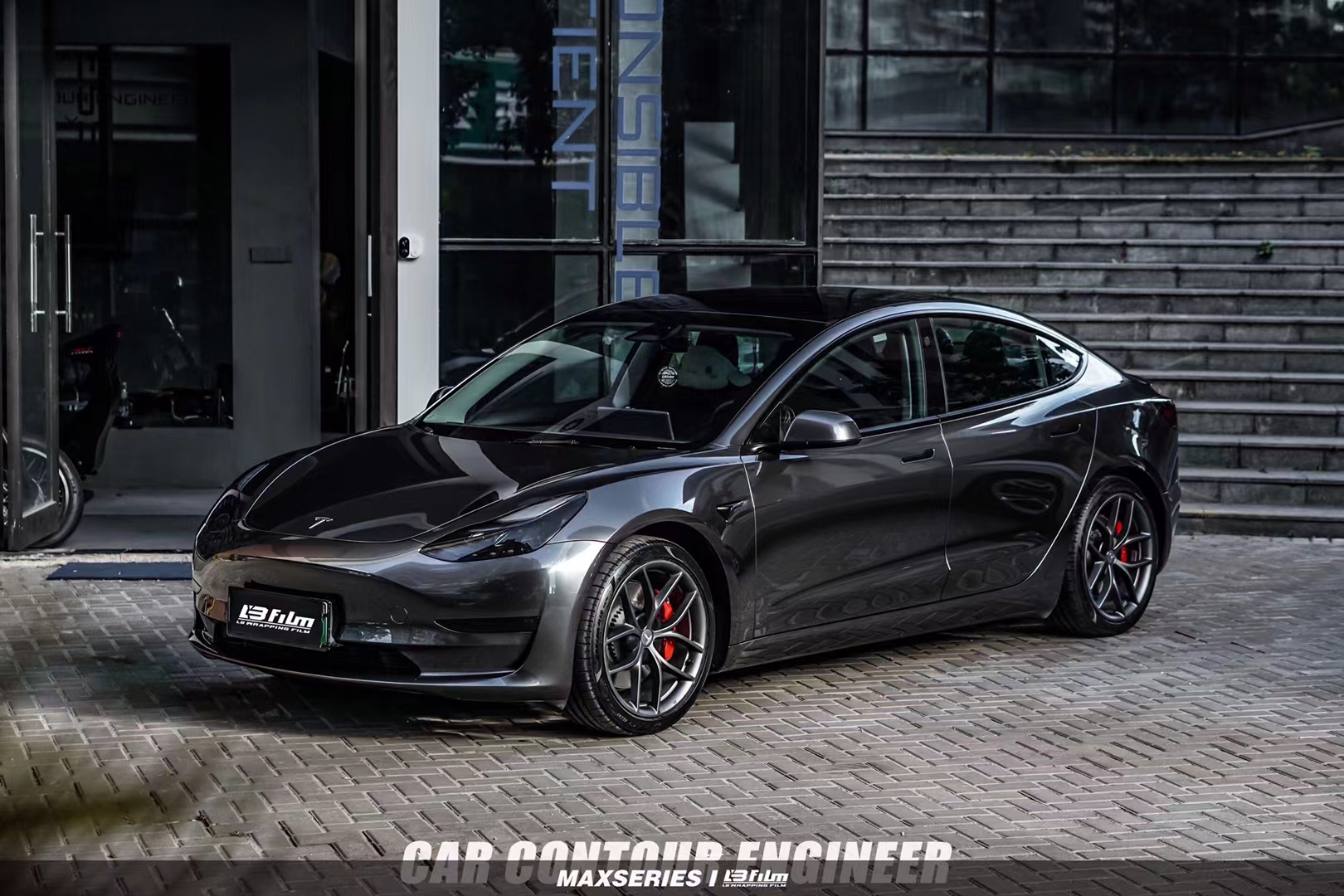 特斯拉改色膜modely液态金属蓝,特斯拉改色膜modely超亮金属蓝