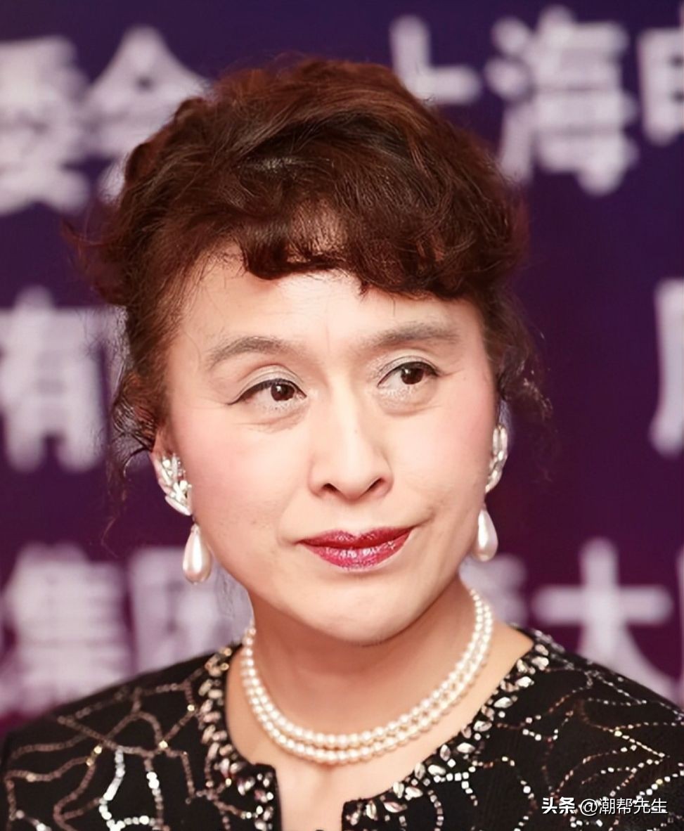 栗原小卷穿搭,栗原小卷优雅穿搭