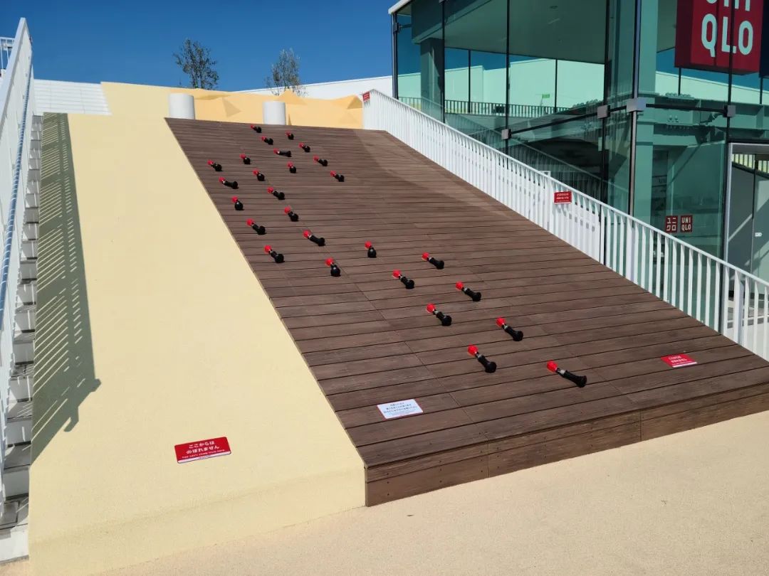 优衣库上海最大旗舰店儿童乐园,优衣库儿童乐园